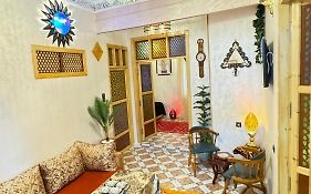 Appartement Authentique A La Medina De Fes - A Deux Pas De Bab Bou Jeloud & Des Souks